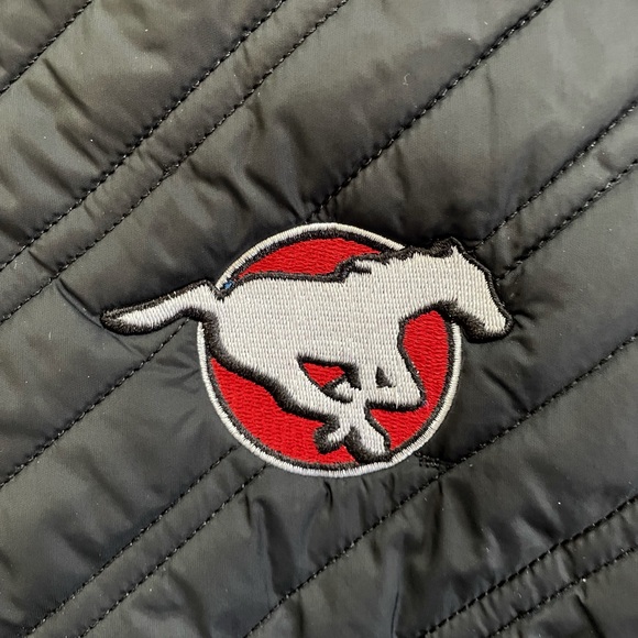 Calgarys Stampeders Jacket Size Medium - Picture 2 of 9